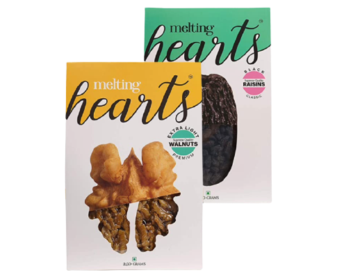 Melting Hearts Walnuts Halves Extra Light Premium 250 g + Black Raisins Jumbo Seedless 250 g Combo Pack